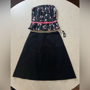 MUSE Two-piece Floral Bustier & Skirt Set, Size 2